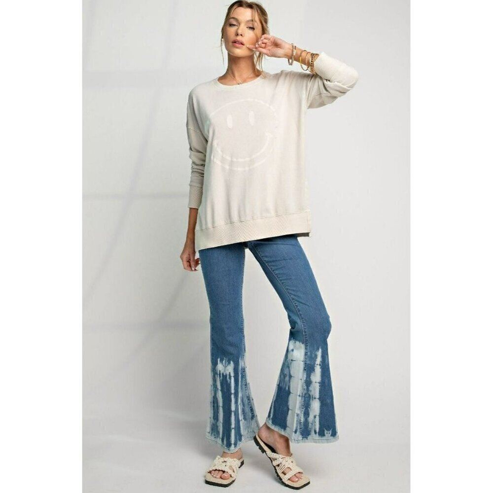 Don't Forget to Smile Mineral Wash Top in Khaki - Picture 2 of 5